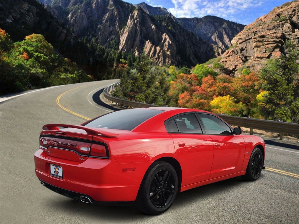 Used 2014 Dodge Charger R/T image 3