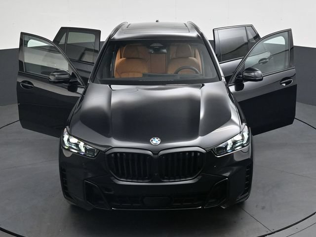 New 2026 BMW X5 xDrive40i w/ M Sport Package AWD/4WD image 42