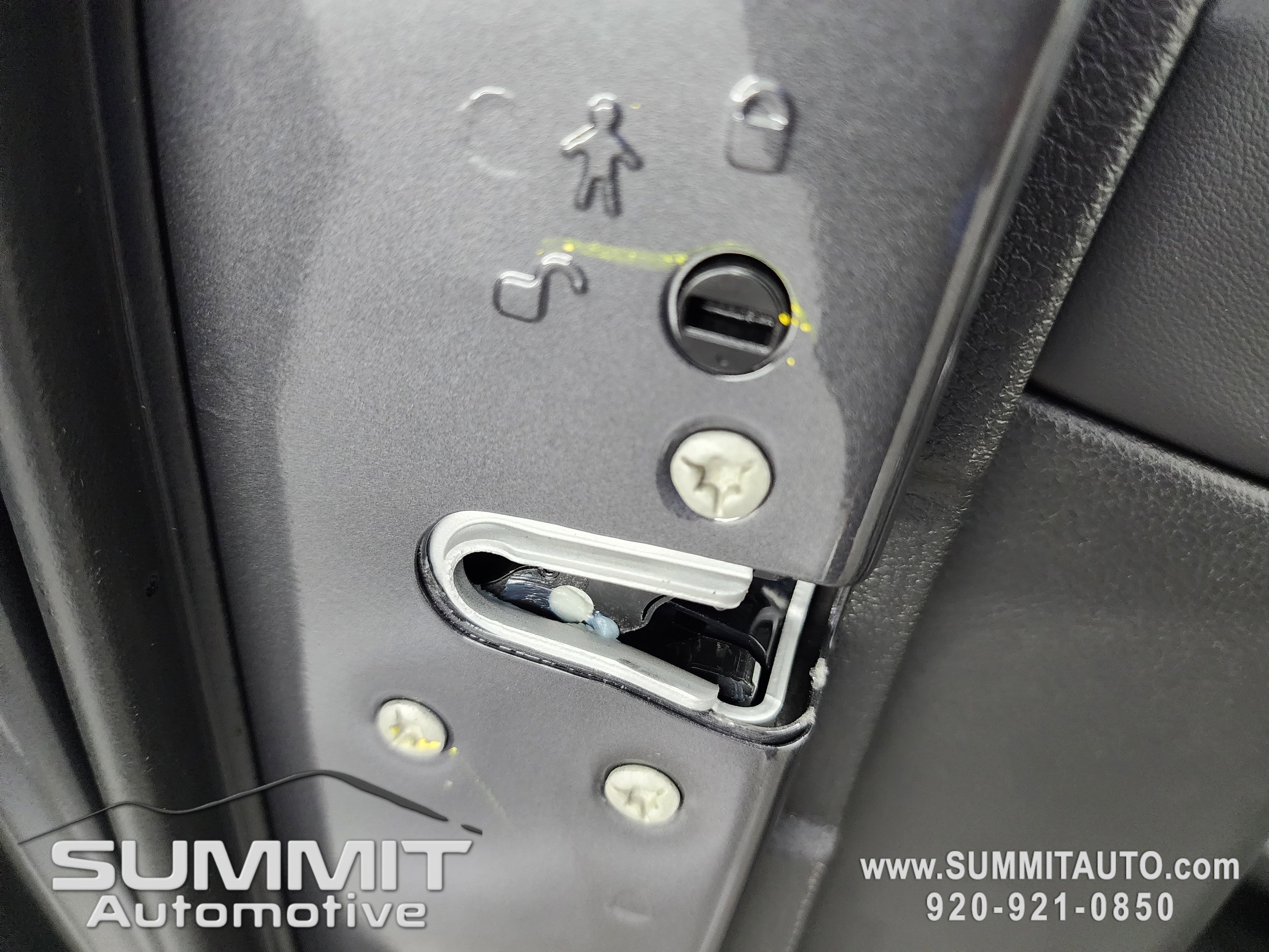 New 2025 Jeep Grand Cherokee Limited w/ Black Appearance Package image 40