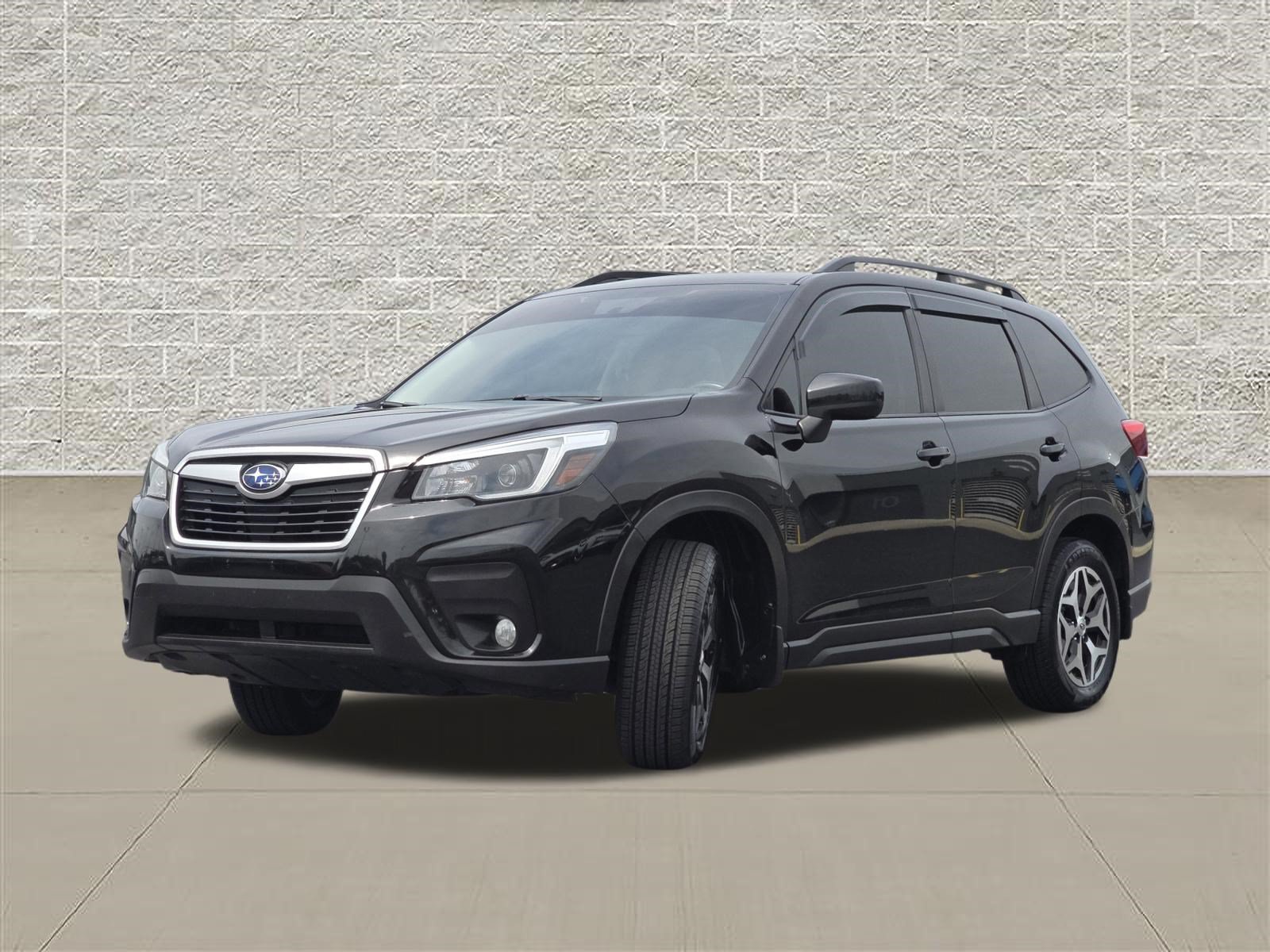 Used 2021 Subaru Forester Premium AWD/4WD image 3