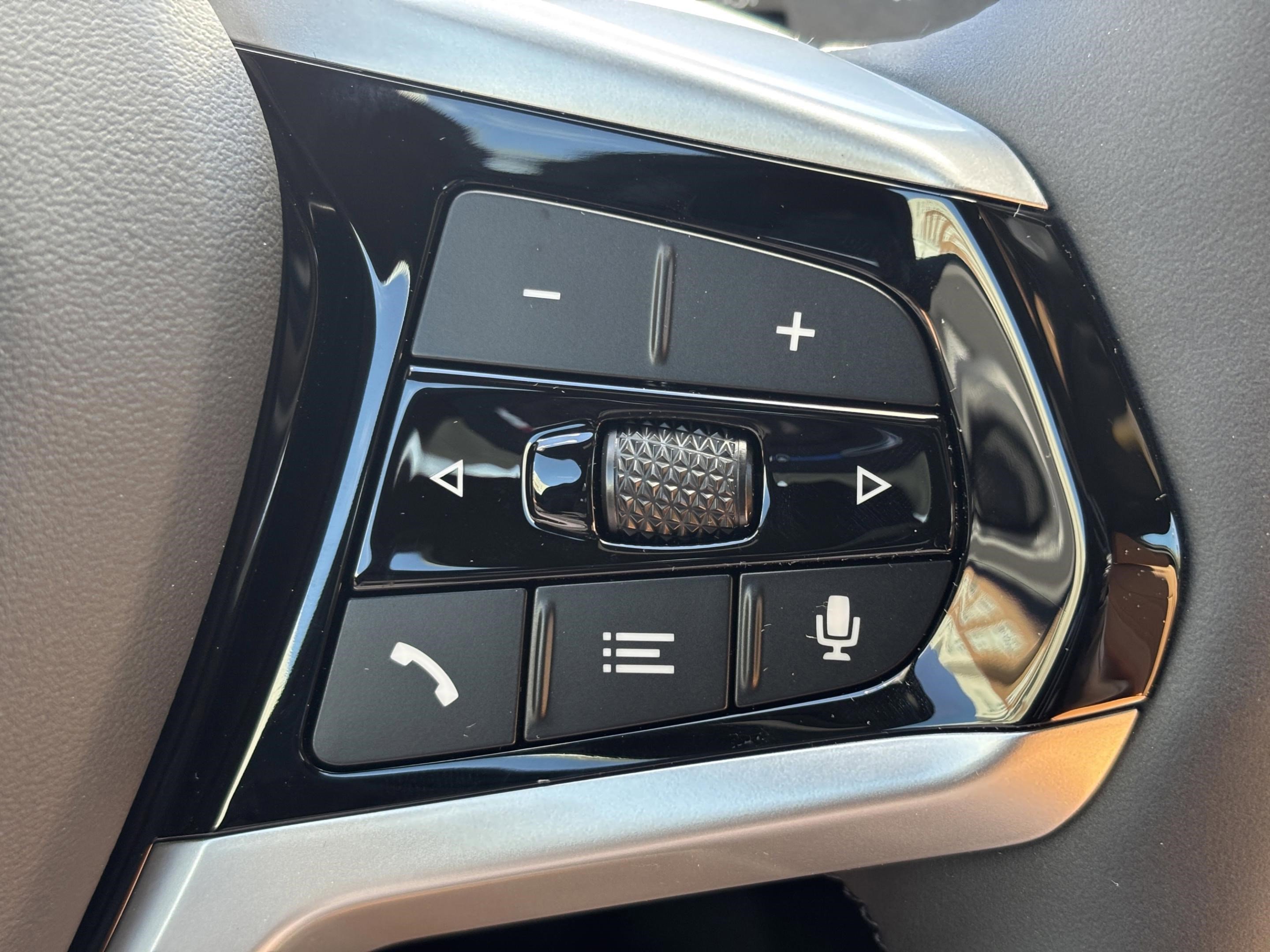 Used 2026 BMW i4 eDrive40 w/ Premium Package image 11