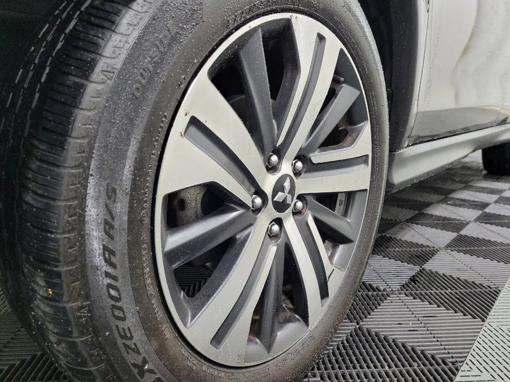 Used 2020 Mitsubishi Outlander Sport SE AWD/4WD image 31