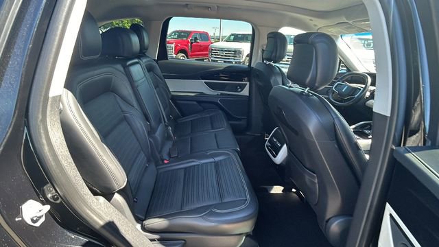 Used 2024 Lincoln Nautilus Reserve w/ Equipment Group 202A image 13