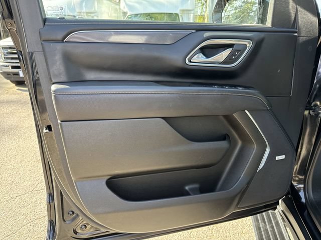 Used 2023 GMC Yukon AT4 w/ AT4 Premium Plus Package AWD/4WD image 21