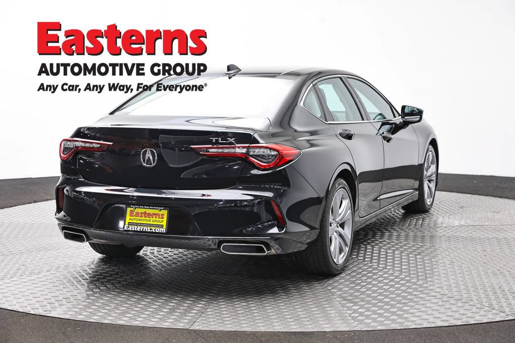Used 2022 Acura TLX w/ Technology Package FWD image 5