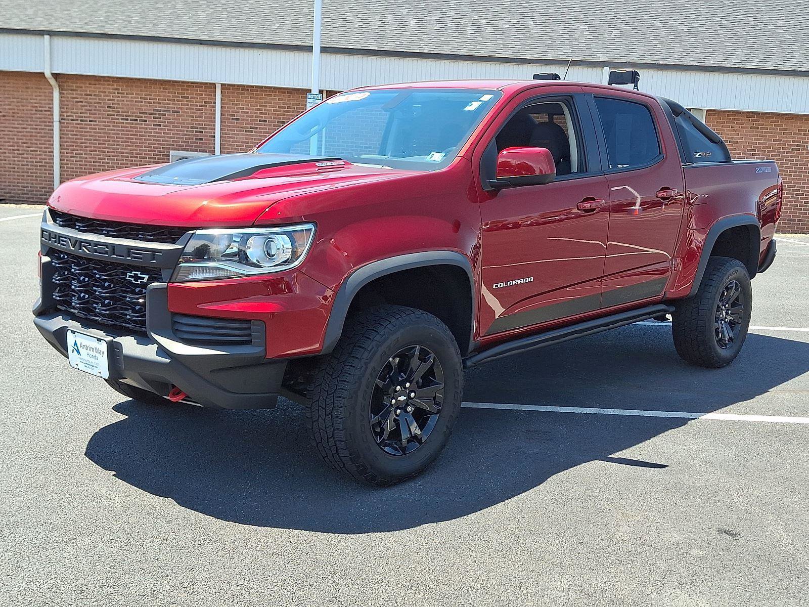 Used 2021 Chevrolet Colorado ZR2 w/ ZR2 Dusk Special Edition AWD/4WD image 3