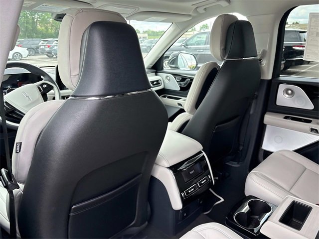 New 2025 Lincoln Aviator Reserve w/ Equipment Group 201A image 18