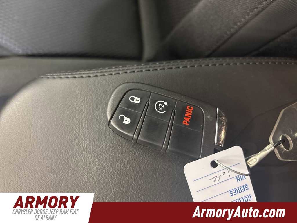 Used 2020 Jeep Renegade Altitude image 23