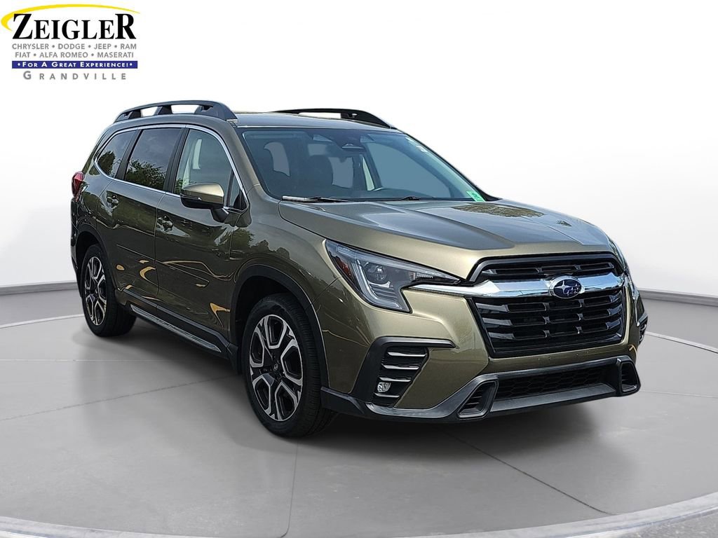Used 2023 Subaru Ascent Limited AWD/4WD image 3