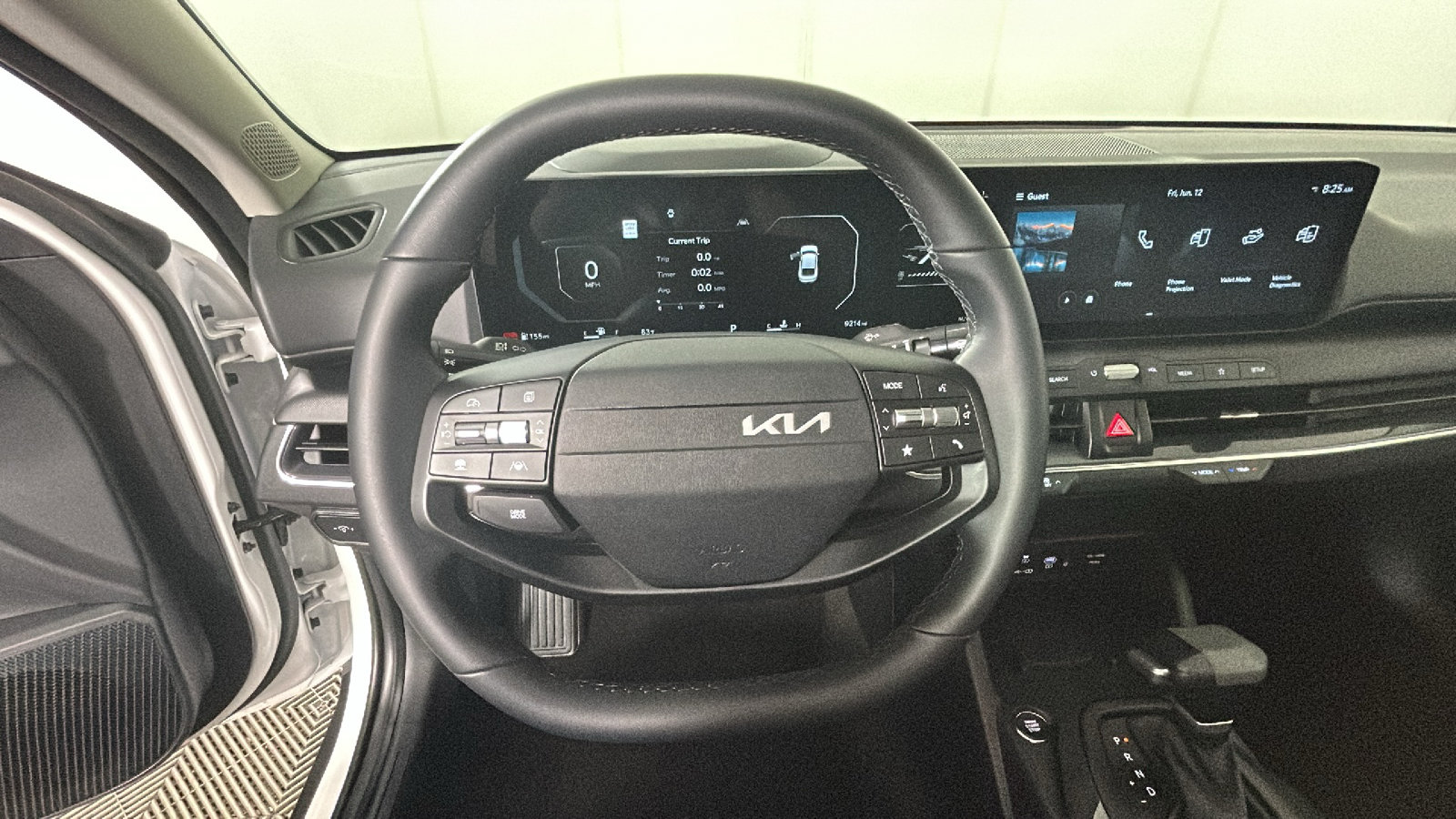Used 2025 Kia K4 EX FWD image 12