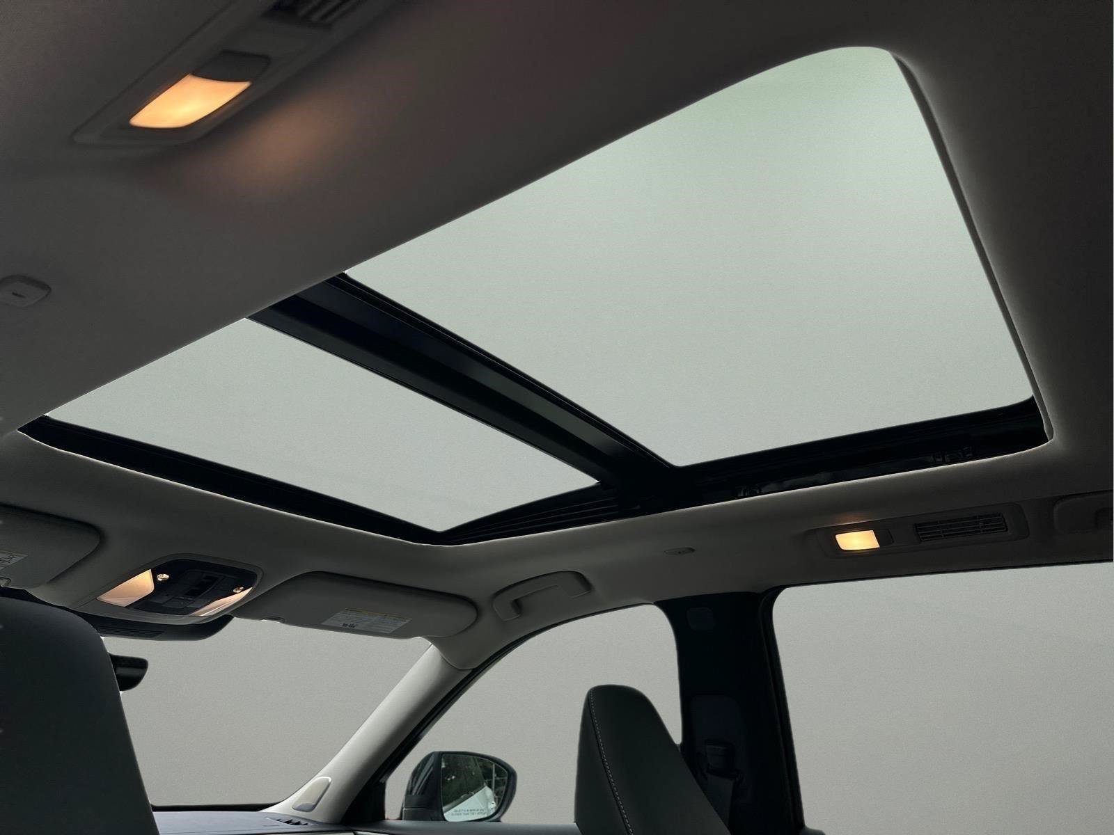 New 2027 INFINITI QX60 Luxe w/ Cargo Package FWD image 19