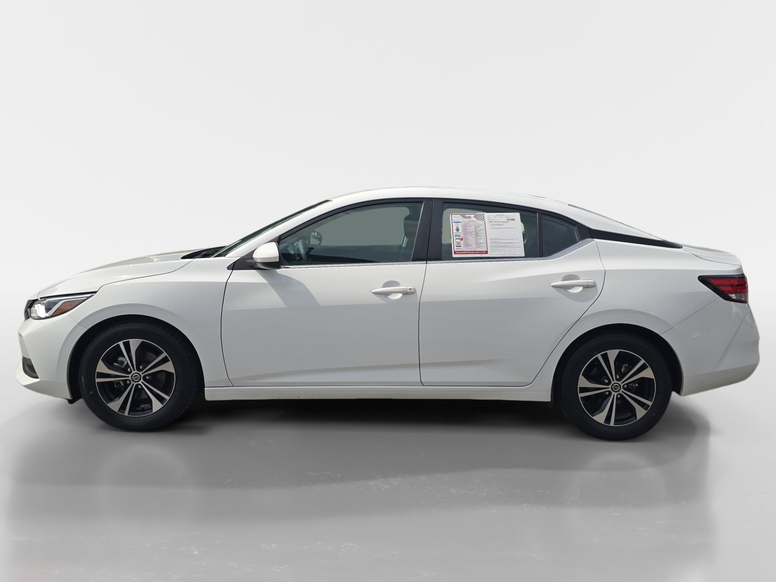 Used 2022 Nissan Sentra SV w/ All-Weather Package FWD image 2