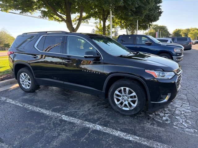 Used 2020 Chevrolet Traverse LT AWD/4WD image 3