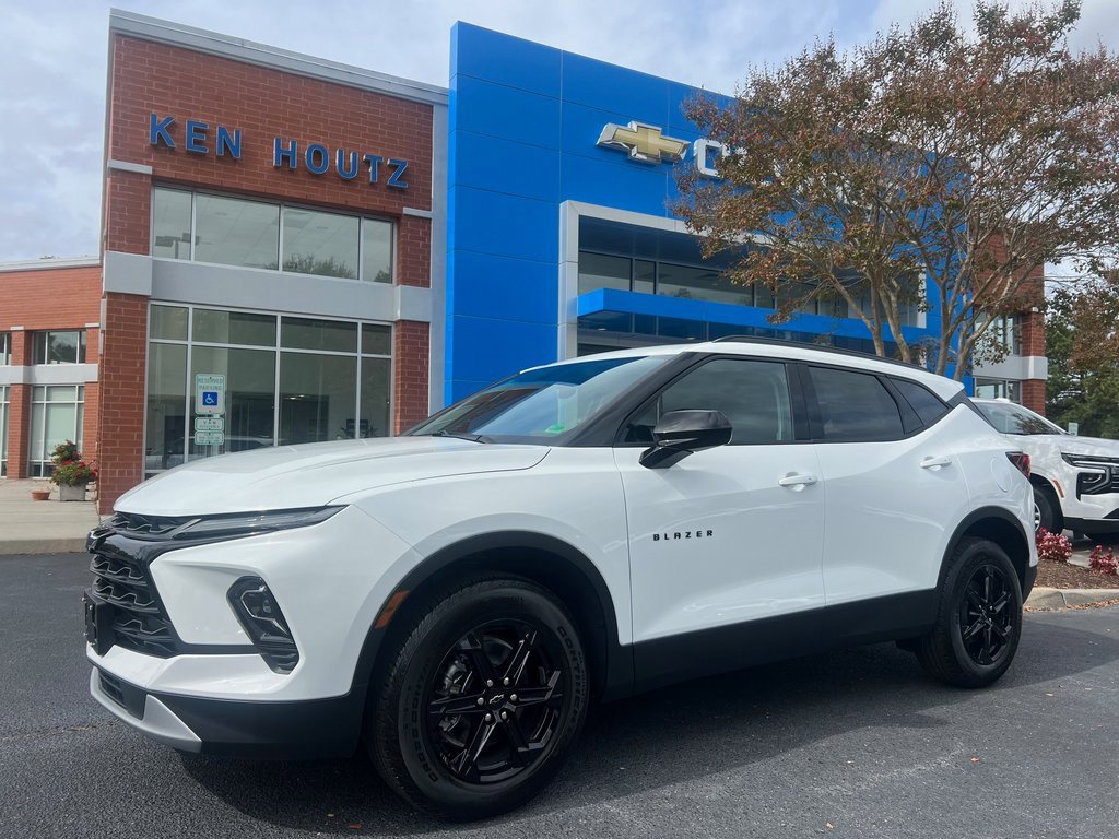 New 2025 Chevrolet Blazer LT w/ Midnight/Sport Edition image 1