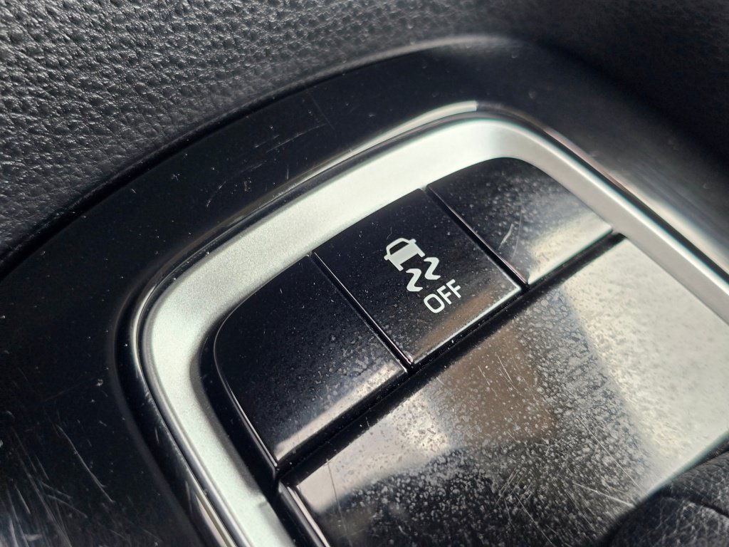 Used 2025 Toyota Corolla LE FWD image 44