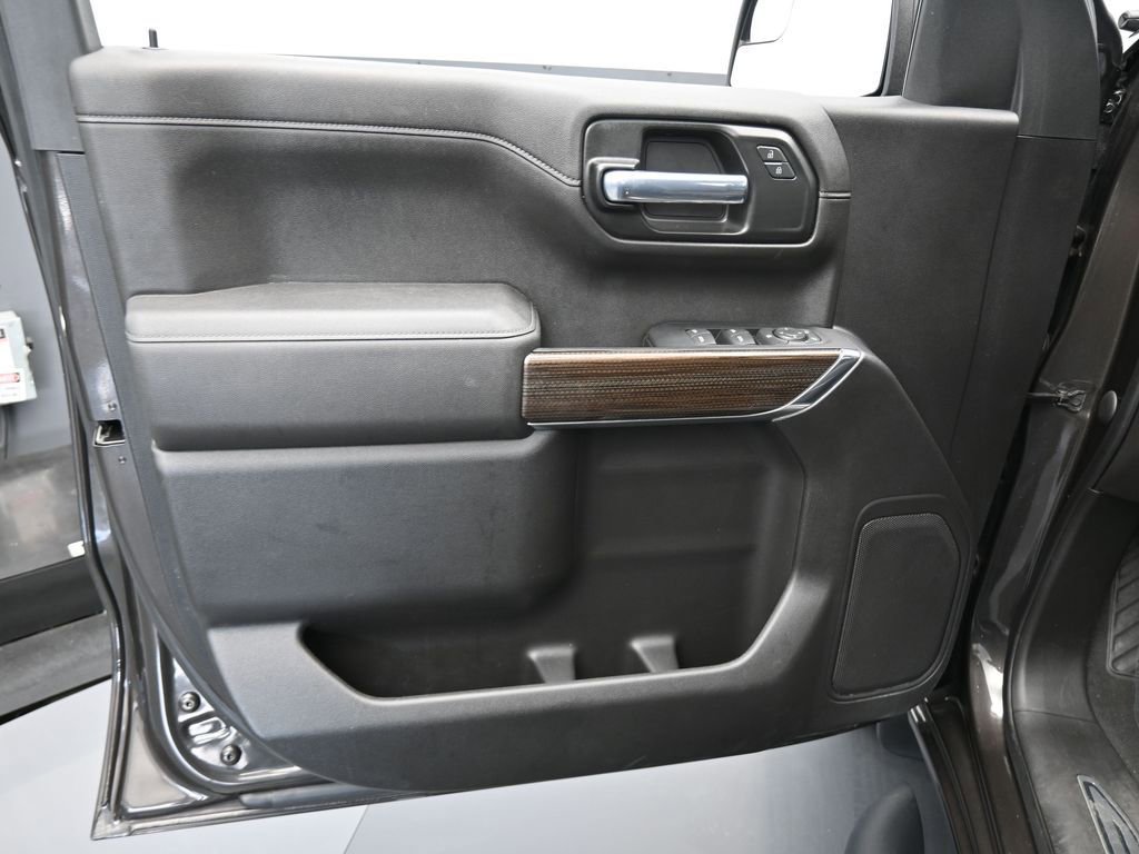 Used 2021 Chevrolet Silverado 1500 RST image 34