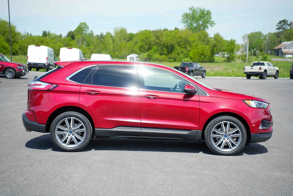 Used 2022 Ford Edge Titanium AWD/4WD image 4