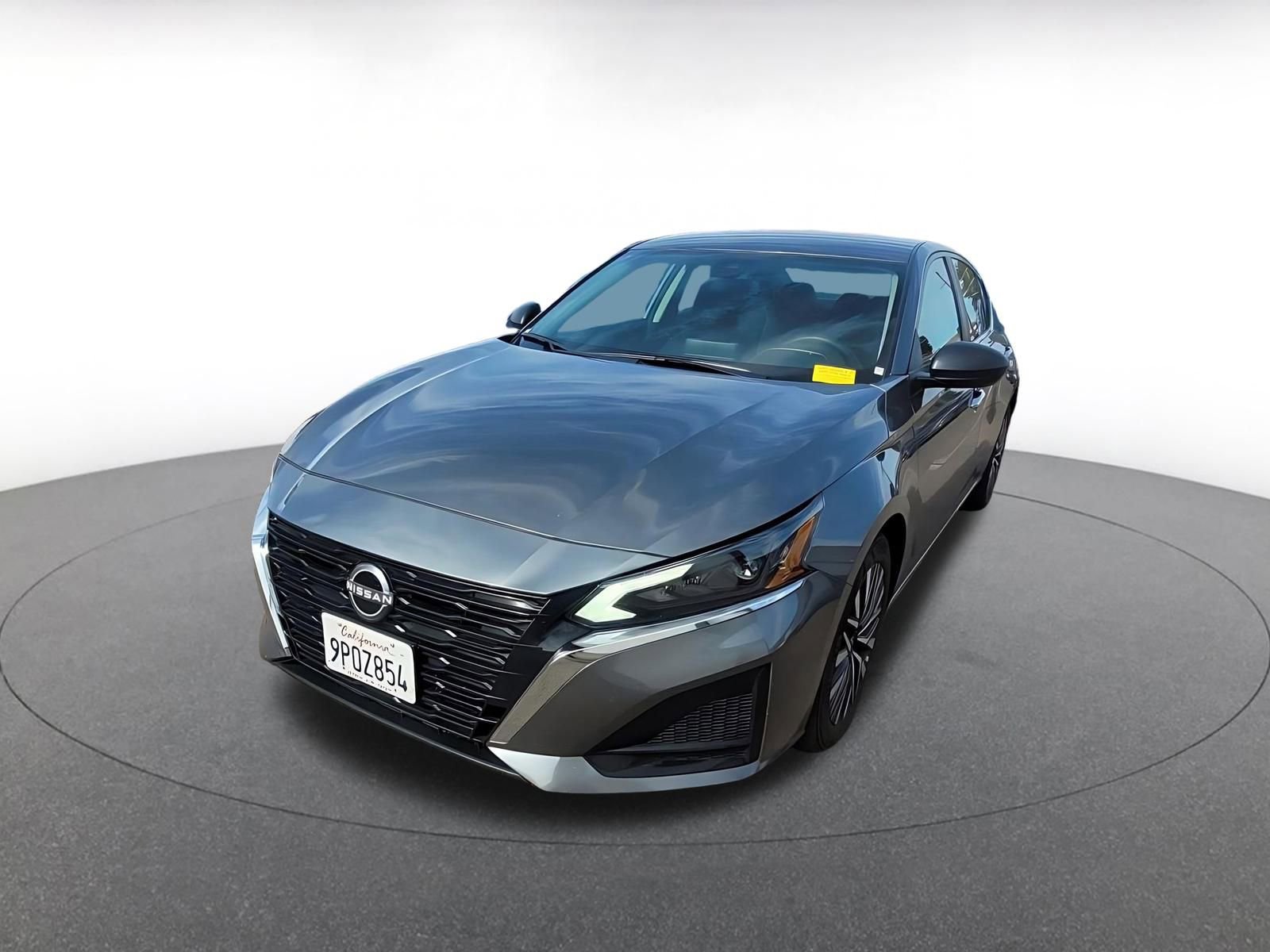 Used 2025 Nissan Altima 2.5 SV image 4