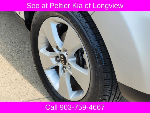 Used 2019 Kia Soul FWD image 7