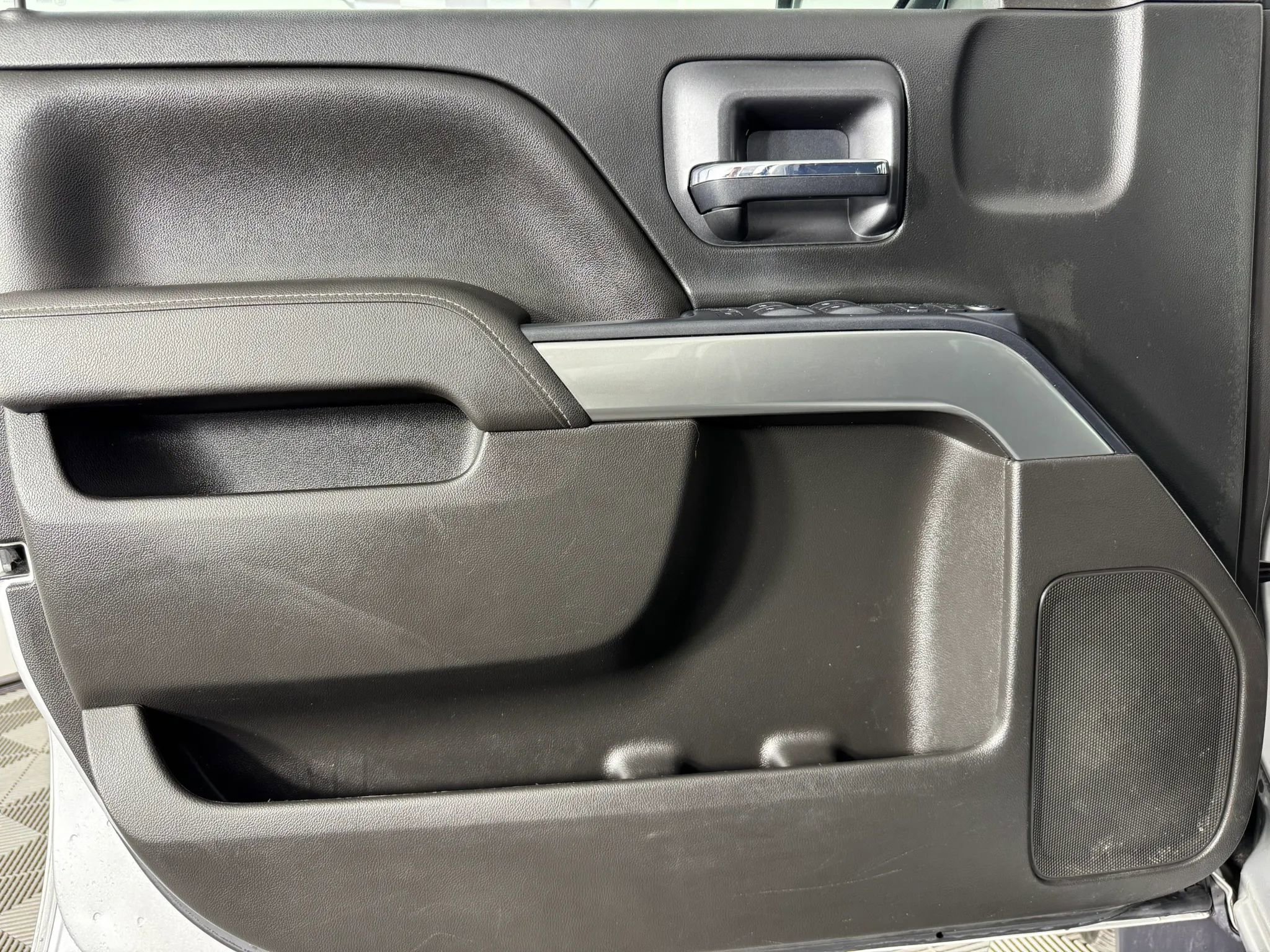 Used 2016 Chevrolet Silverado 1500 LT w/ All Star Edition image 36