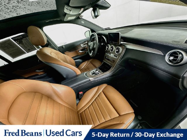 Used 2019 Mercedes-Benz GLC 300 4MATIC image 33
