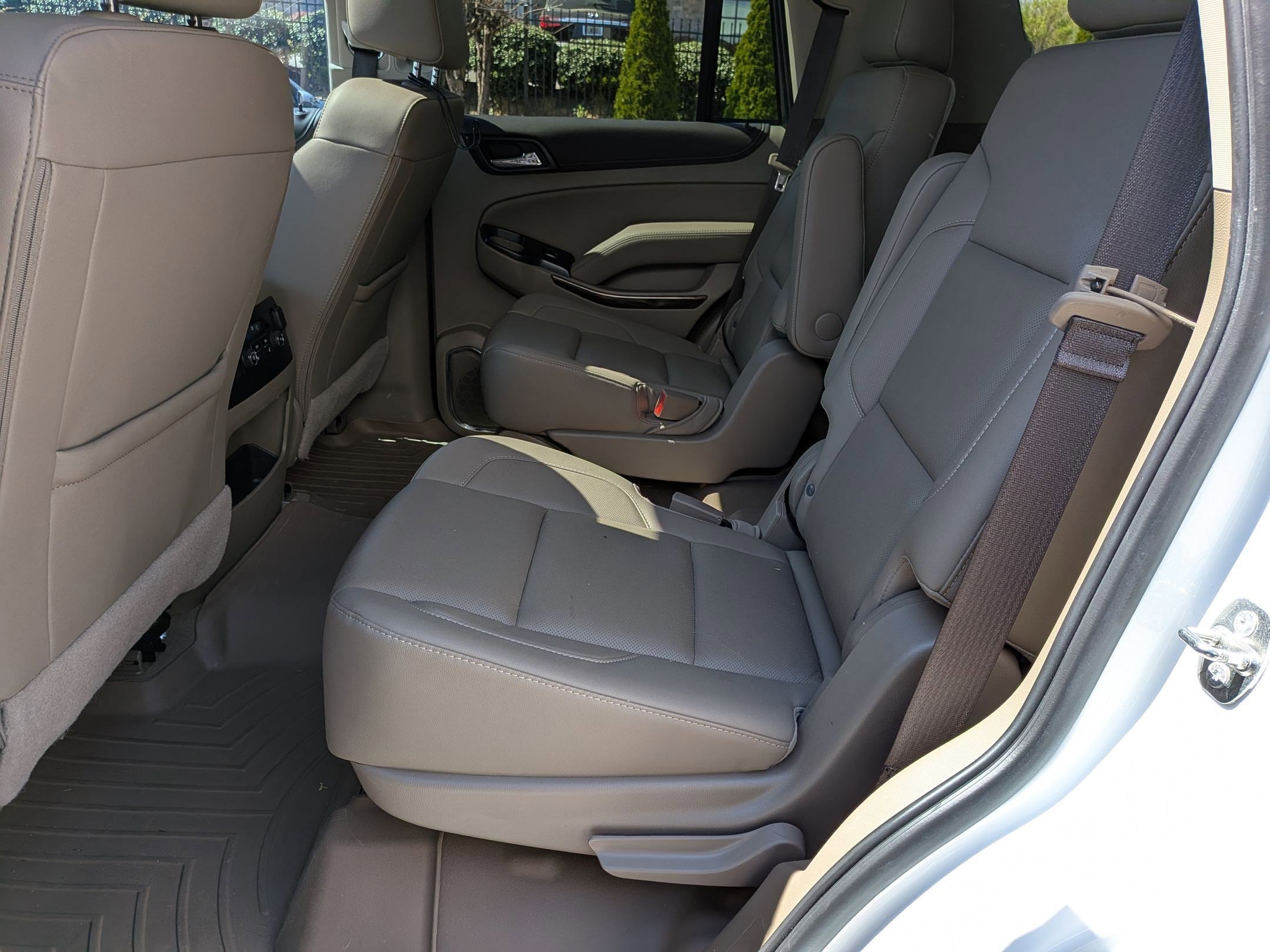 Used 2019 GMC Yukon SLT w/ Premium Edition image 31