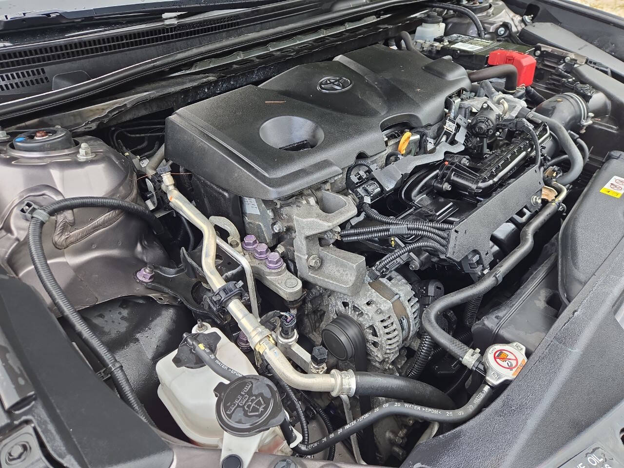 Used 2022 Toyota Camry SE FWD image 10