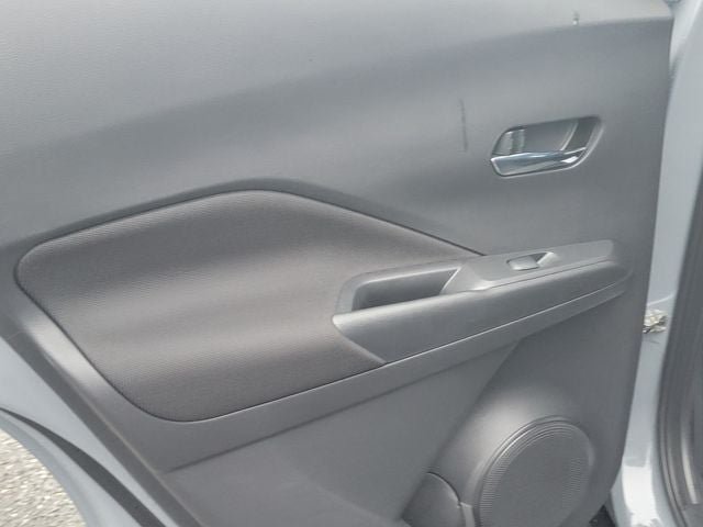 Used 2023 Nissan Kicks SV FWD image 14