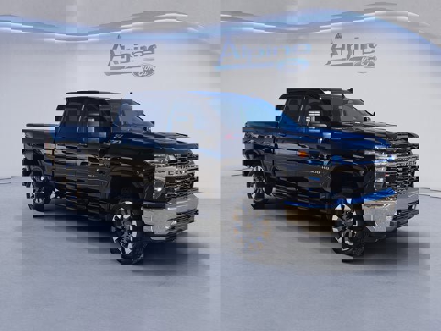 Used 2022 Chevrolet Silverado 2500 LT w/ Convenience Package image 7