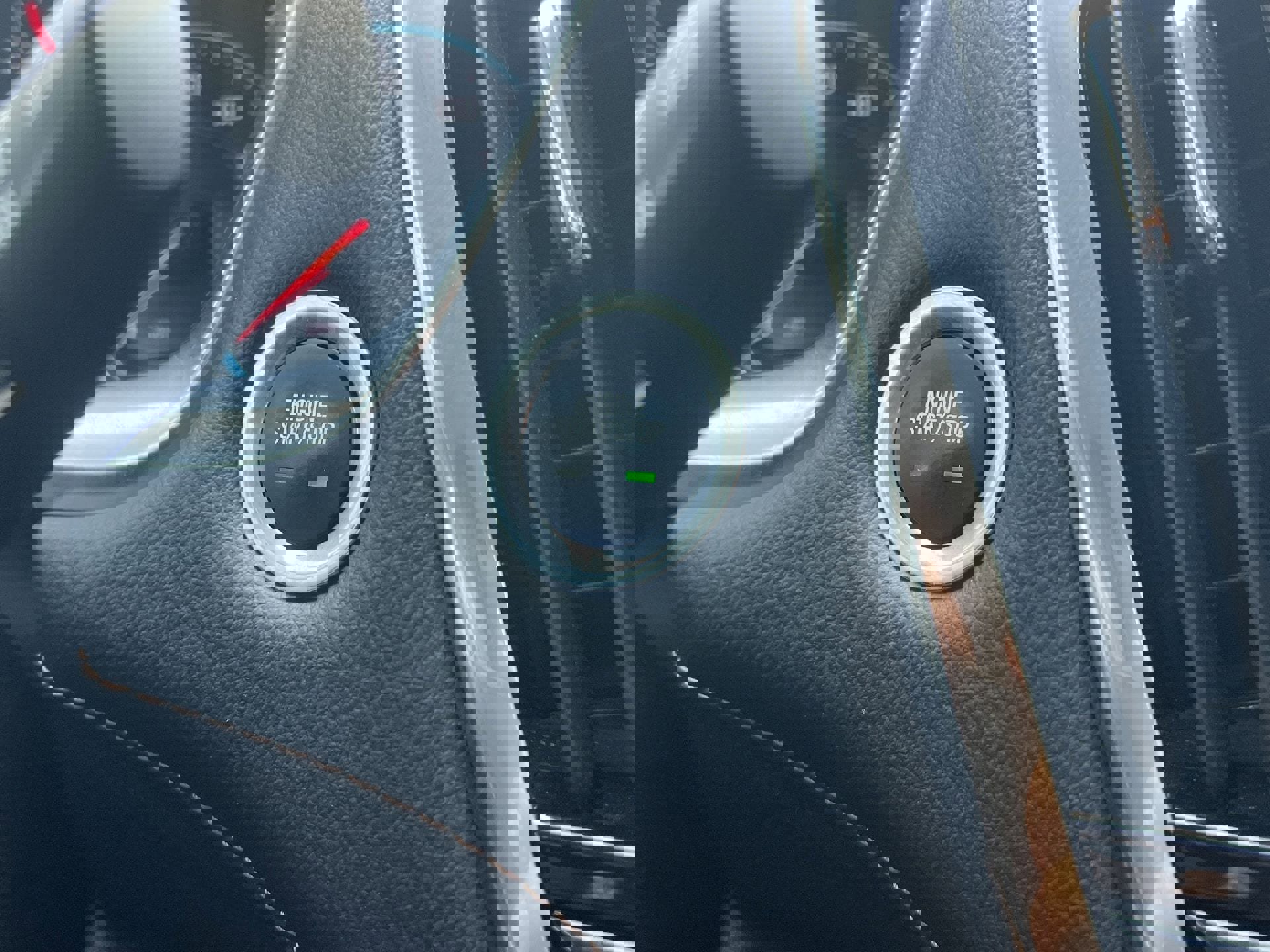 Used 2020 Chevrolet Traverse Premier w/ Redline Edition image 6