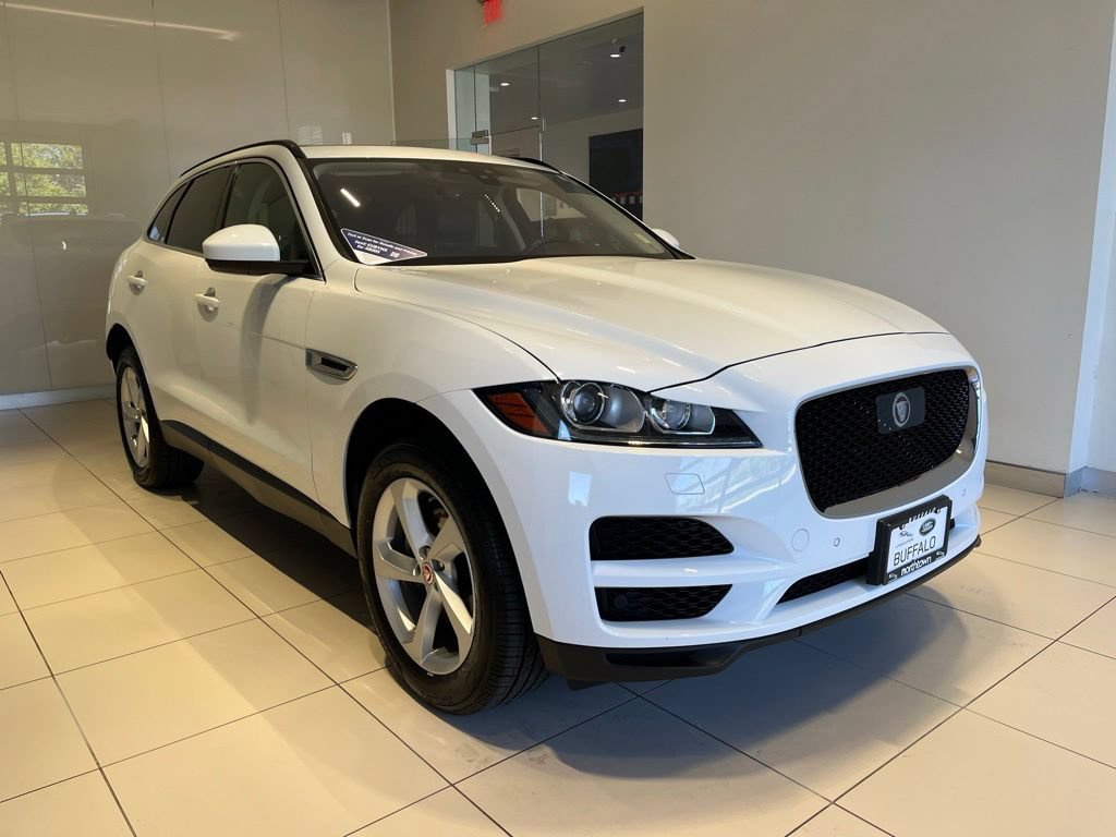 Used 2019 Jaguar F-PACE Premium AWD/4WD image 10