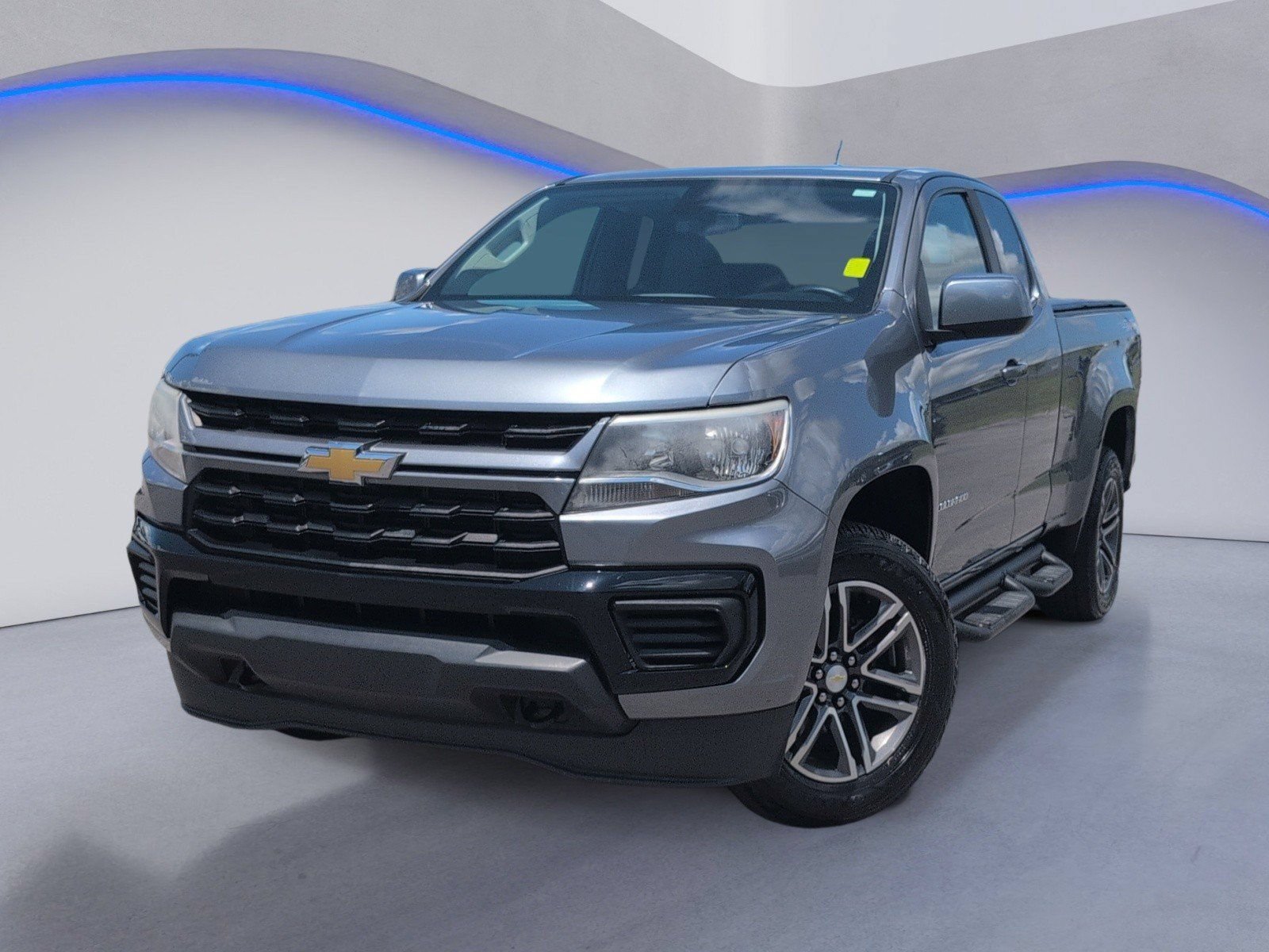 Used 2021 Chevrolet Colorado W/T w/ Custom Special Edition AWD/4WD image 2