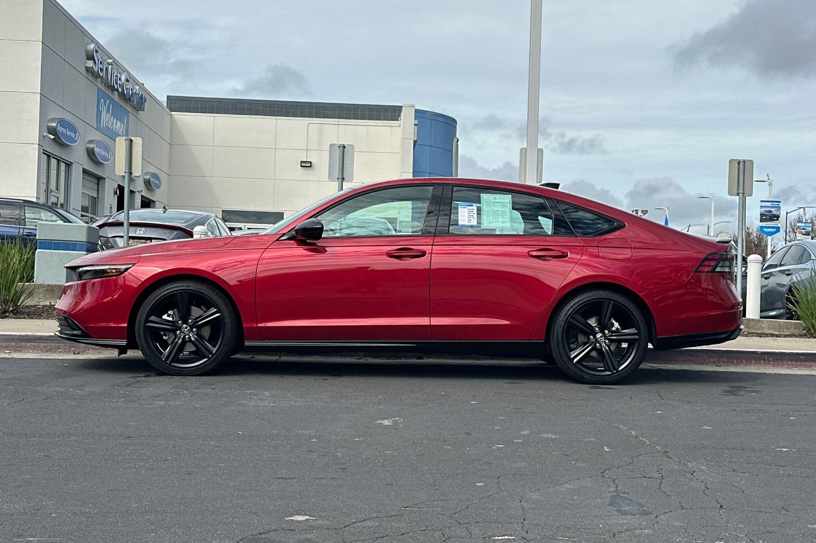 Used 2025 Honda Accord Sport image 6