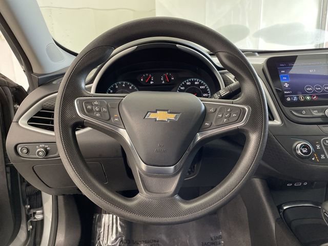 Used 2024 Chevrolet Malibu LT image 28