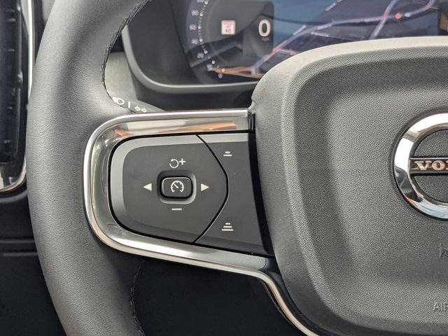New 2026 Volvo XC40 B4 Plus w/ Protection Package Premier image 28