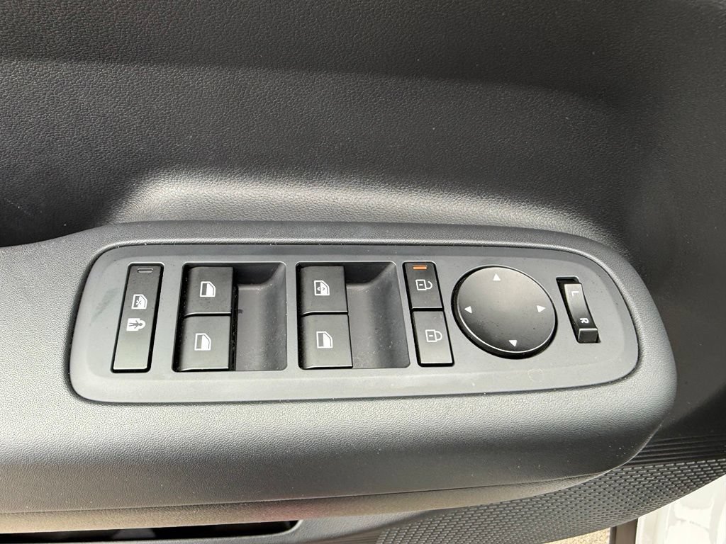Certified 2026 Hyundai Santa Fe SE AWD/4WD image 35