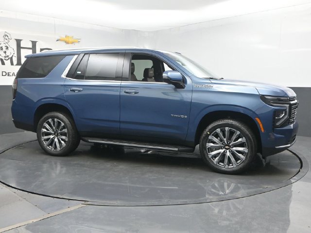 New 2026 Chevrolet Tahoe High Country w/ Sun And Tow Package