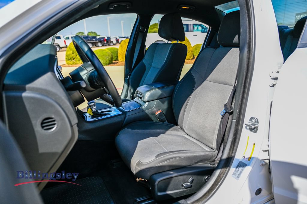 Used 2016 Dodge Charger SXT RWD image 9