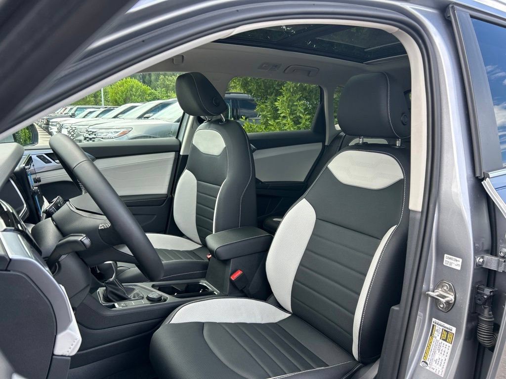 New 2026 Volkswagen Taos SEL AWD/4WD image 20