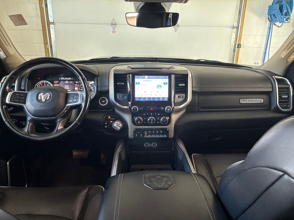 Used 2022 RAM 2500 Laramie w/ Chrome Appearance Group AWD/4WD image 16