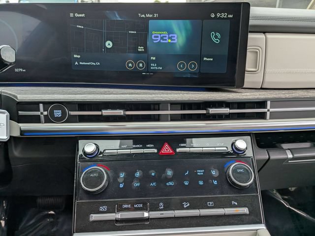 Used 2025 Hyundai Santa Fe Calligraphy FWD image 19
