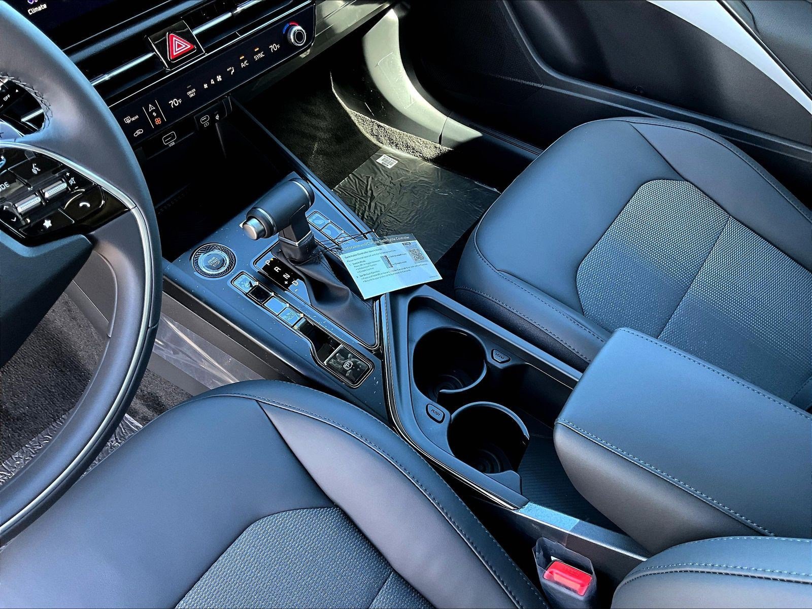New 2026 Kia Niro EX FWD image 12