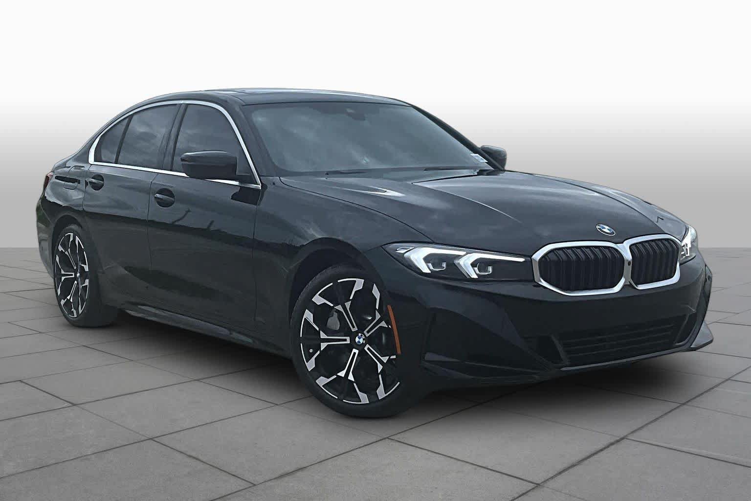 Used 2026 BMW 330i xDrive Sedan w/ Convenience Package AWD/4WD image 2