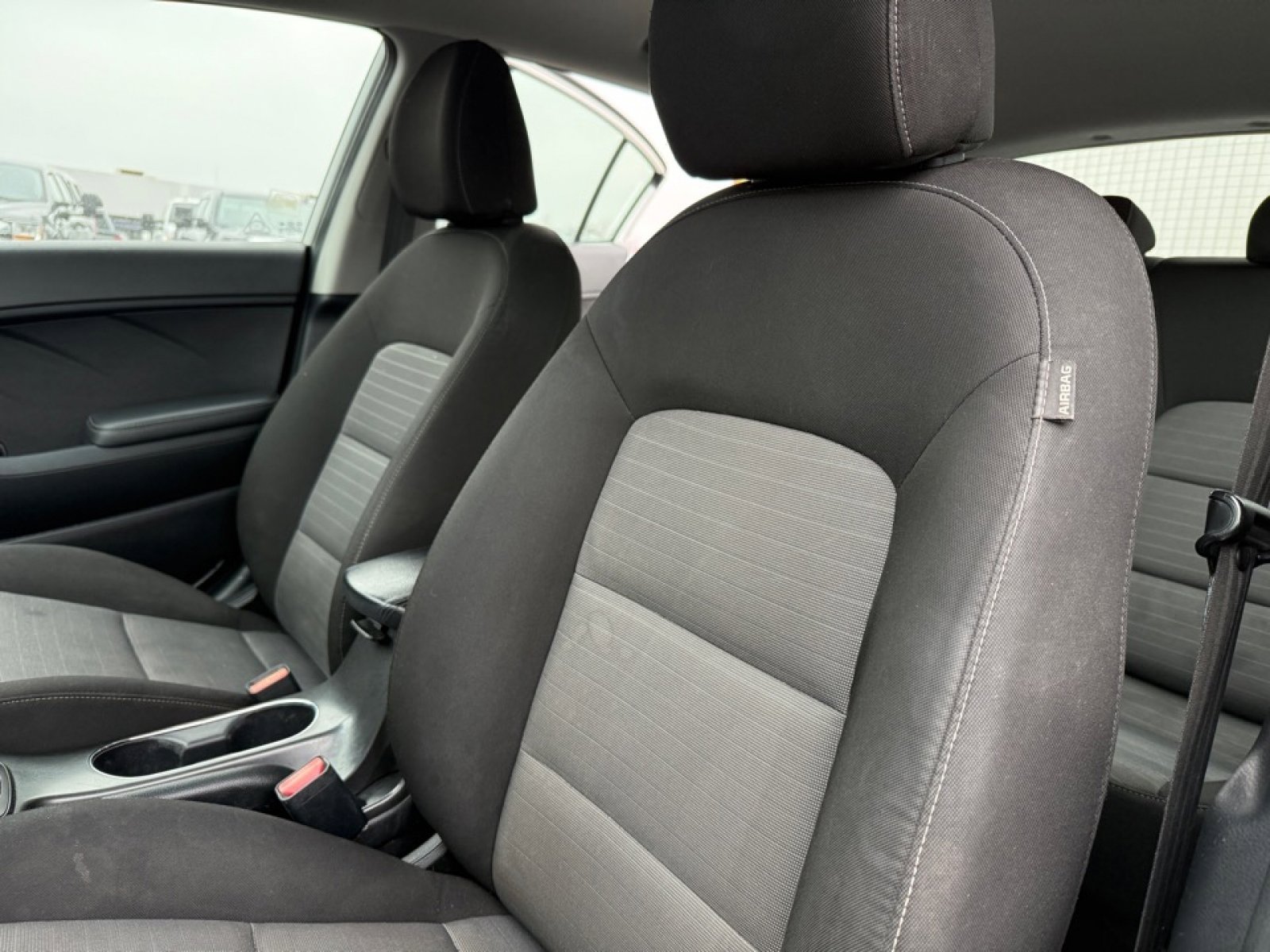 Used 2016 Kia Forte LX image 16