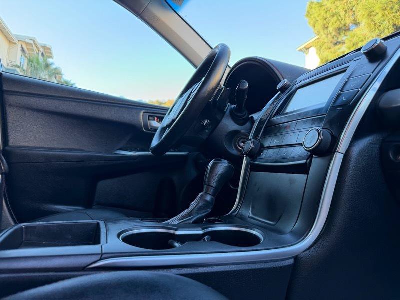 Used 2016 Toyota Camry SE FWD image 64