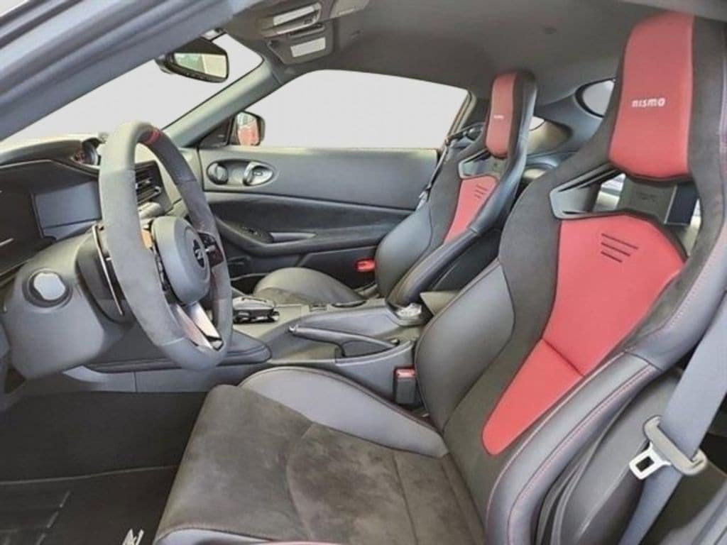 New 2024 Nissan Z NISMO w/ Floor Mat Package RWD image 20