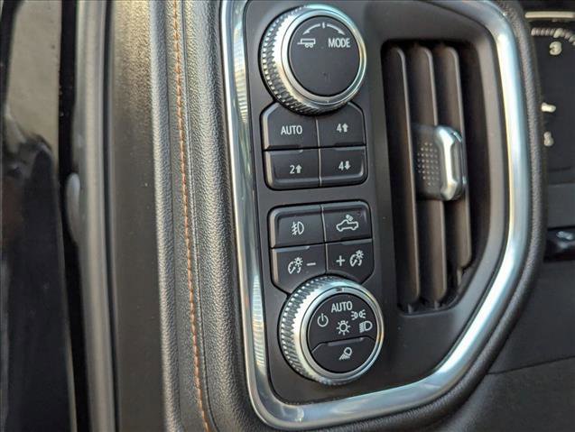 Used 2021 GMC Sierra 2500 AT4 w/ AT4 Premium Plus Package AWD/4WD image 13