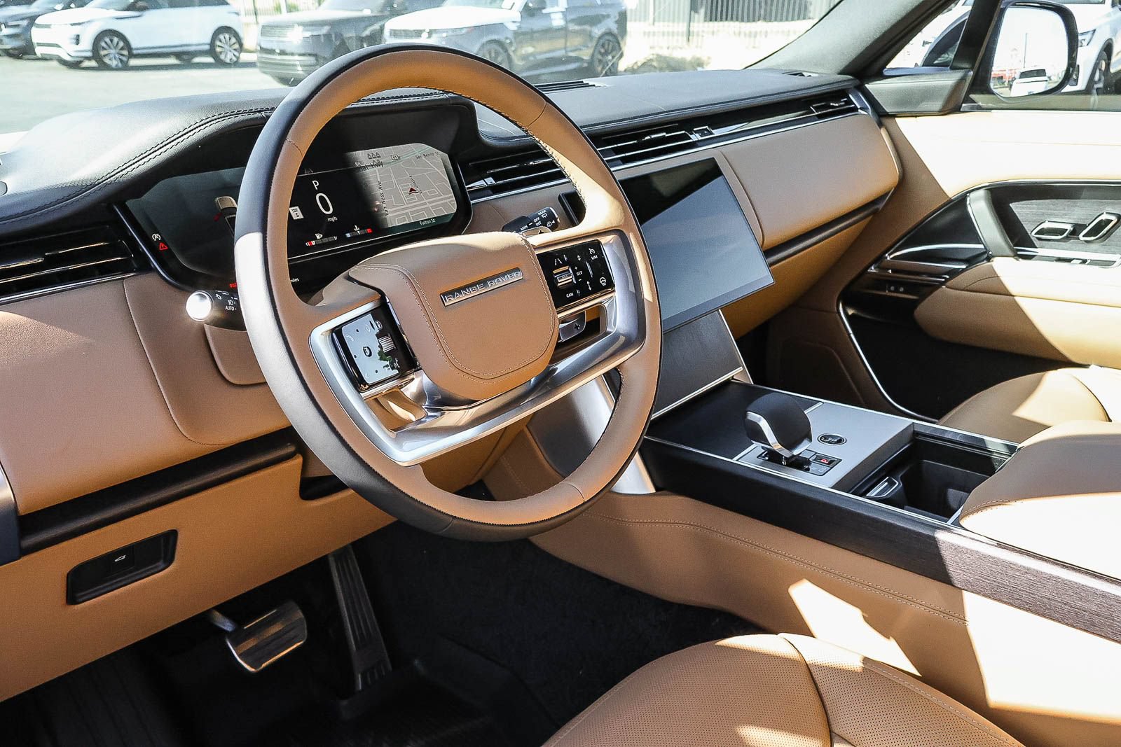 New 2026 Land Rover Range Rover Long Wheelbase SE AWD/4WD image 29