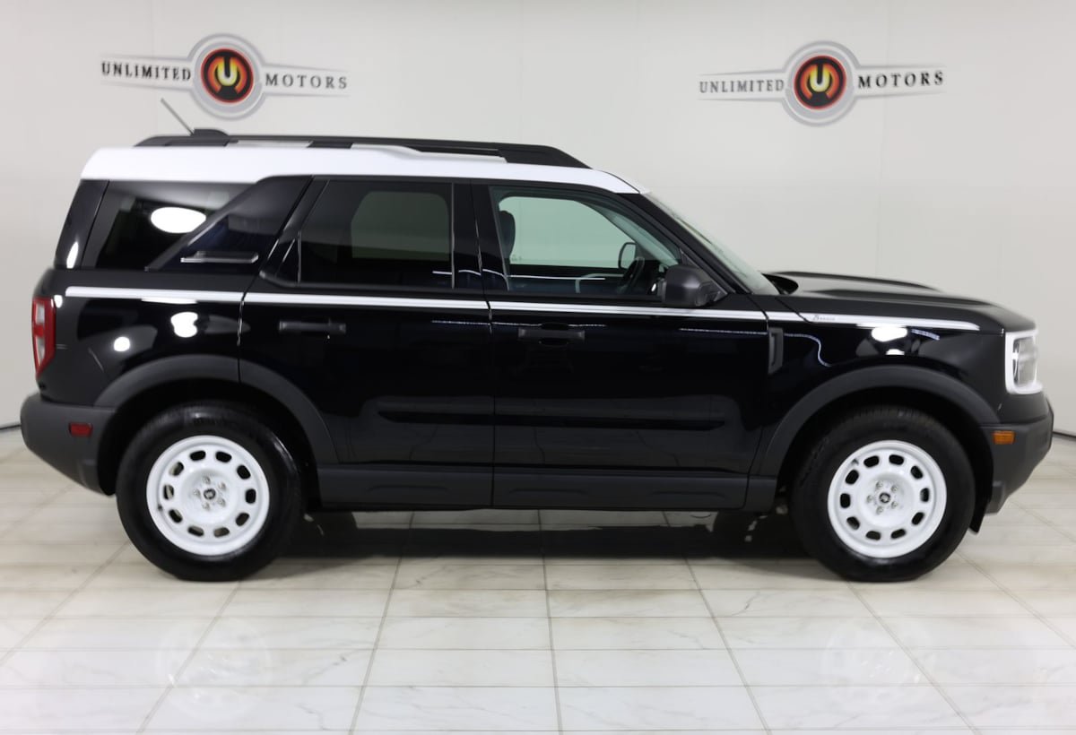 Used 2025 Ford Bronco Sport Heritage w/ Convenience Package AWD/4WD image 2