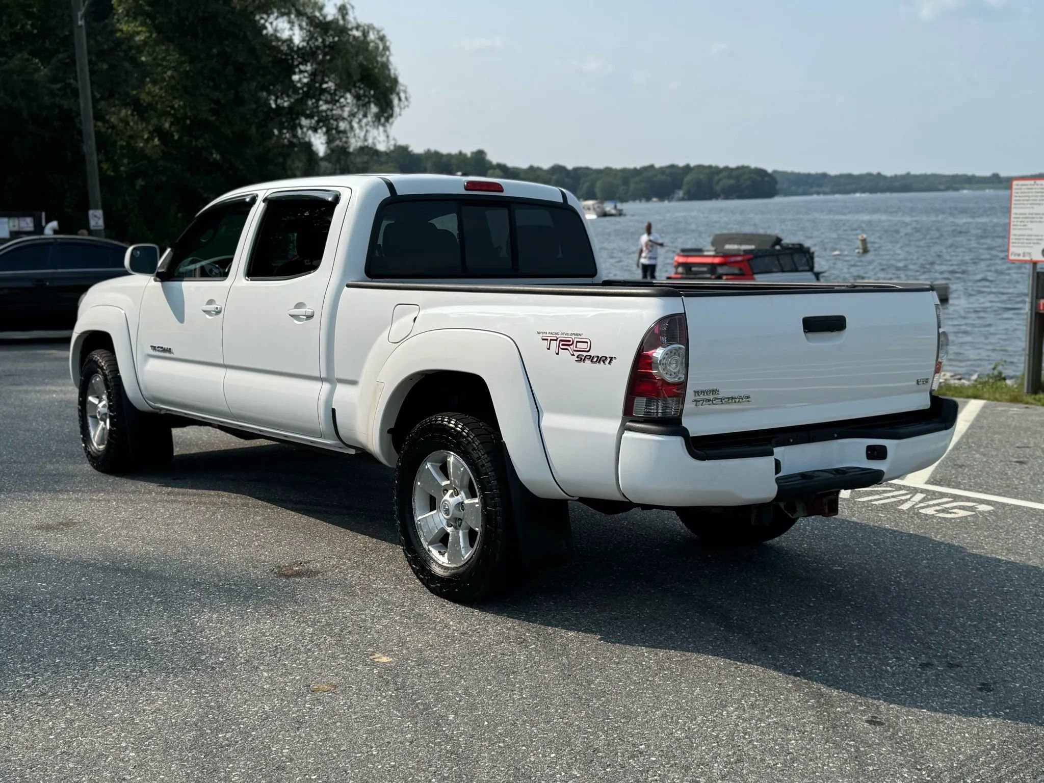 Used 2011 Toyota Tacoma 4x4 Double Cab image 4